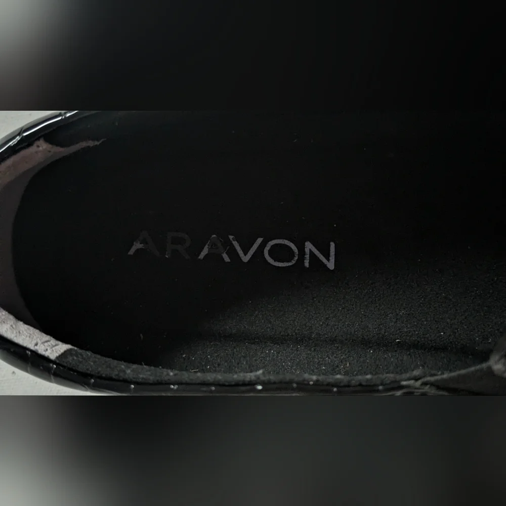 Aravon DANIELLE-AR Women's NEW Slip-on Flats Black Leather Sz 7 2E Crocodile - Picture 8 of 10